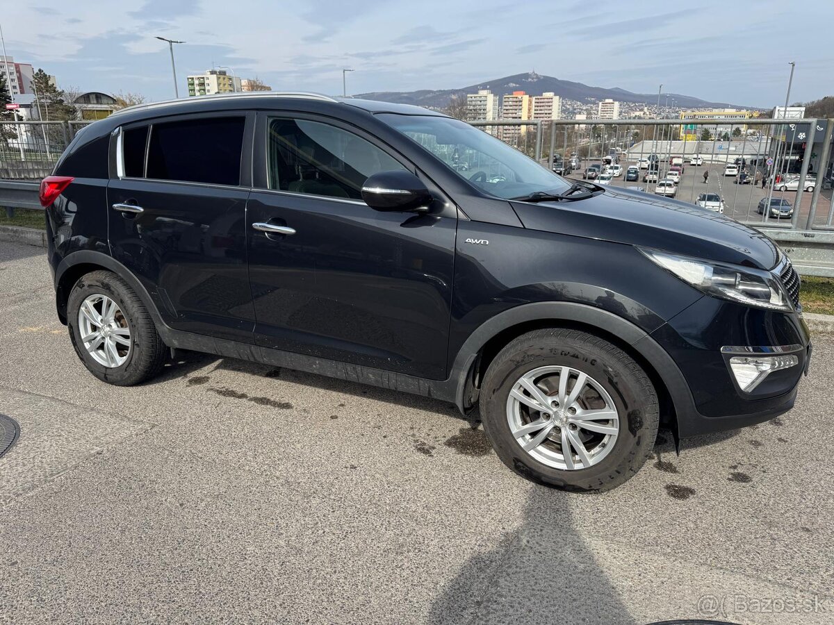 KIA Sportage - 4