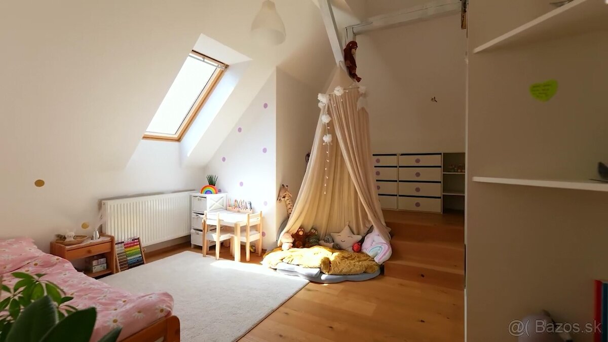 Exkluzívny meštiansky dom v centre Kremnice - 4