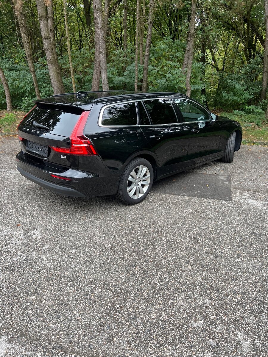 Volvo V60 B4 Core A/T B4 145kW diesel - 4