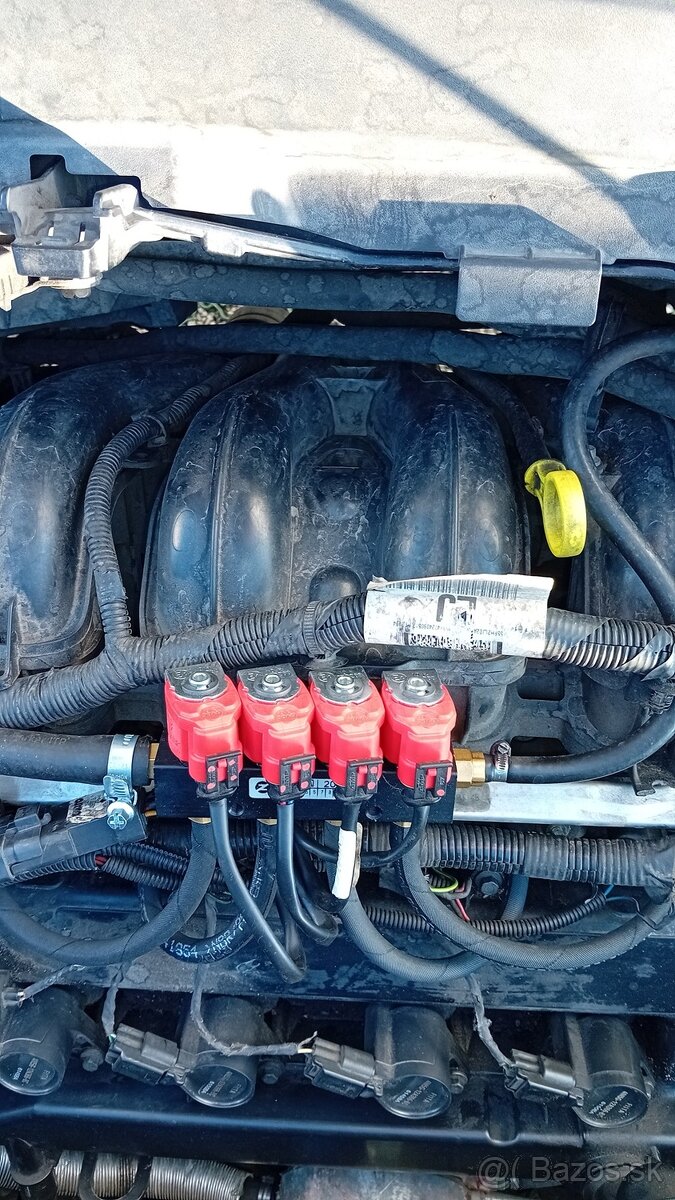 Ford C- MAX 1,8 Benzín /LPG - 4
