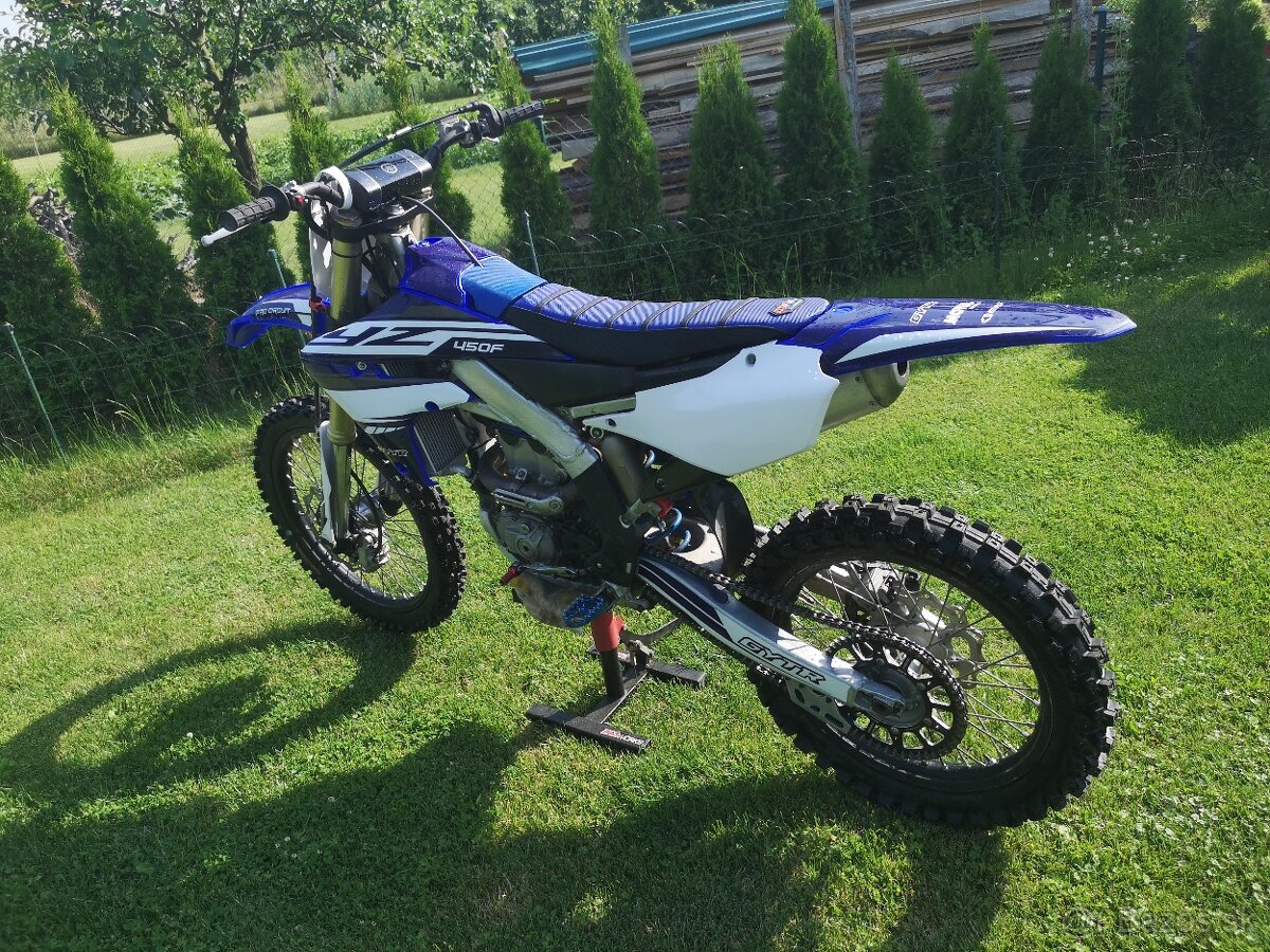 Yamaha yz 250f 2019 se startérem.