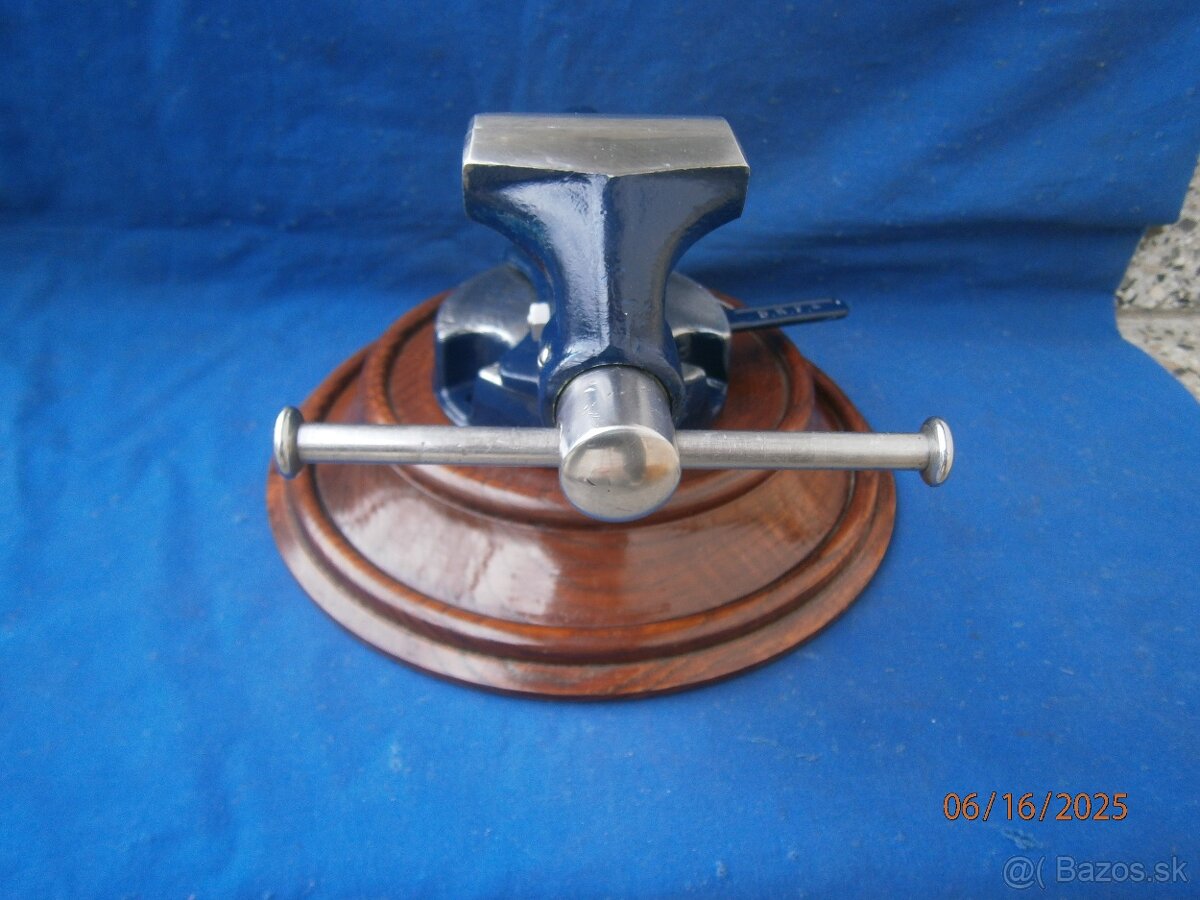 Menší svěráky - 4