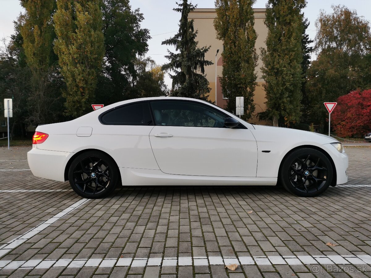 BMW 3 Coupe M-packet - e92 330i 200kW A/T - 2008 - 4