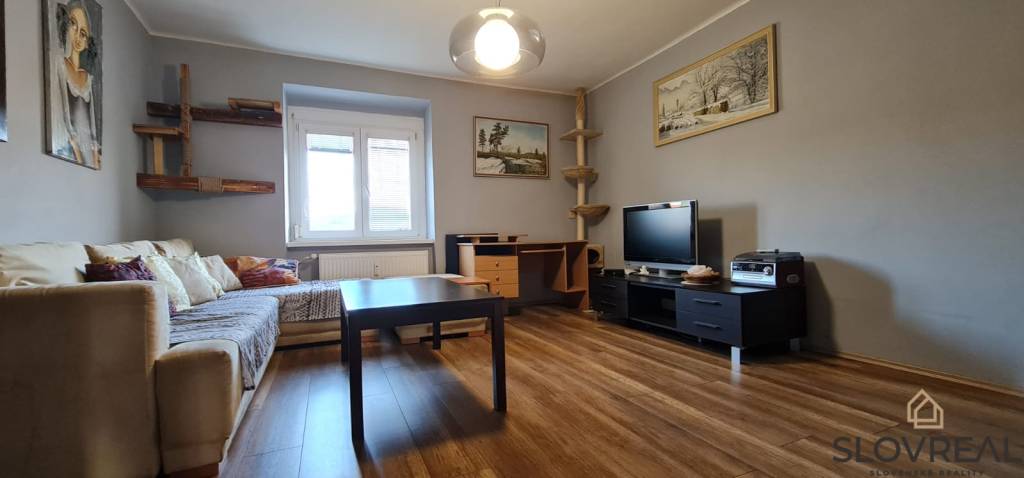 SLOVREAL na prenájom kompletne zrekonštruovaný 2,5i byt, Žia - 4