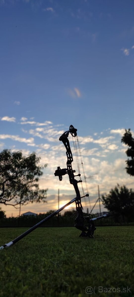 Predám kladkový luk Mathews TRX 36, 60lbs - 4