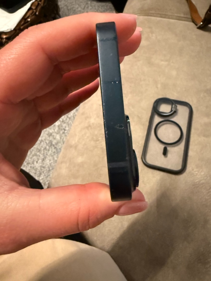 Predám iPhone 14 s kapacitou 128GB. - 4