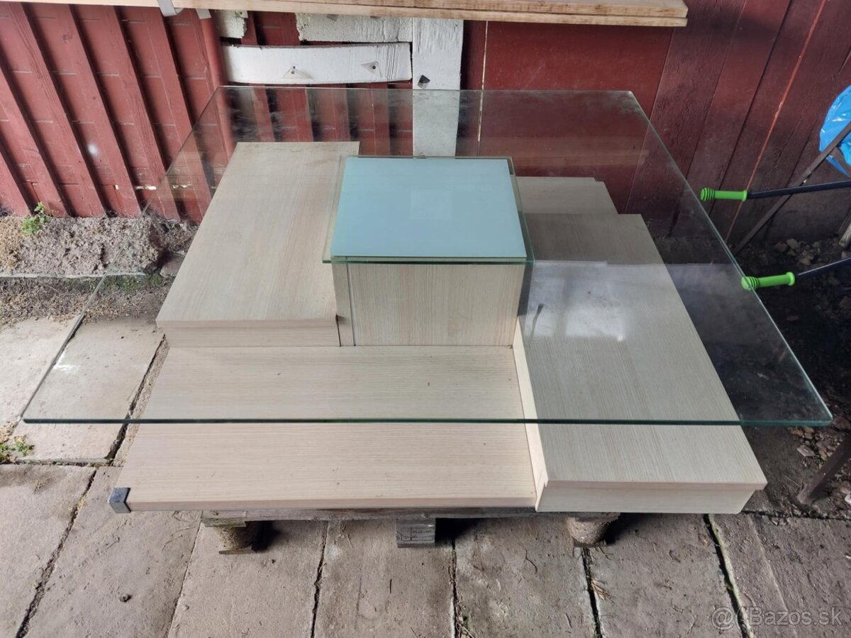 Konferenčný stolík - 4