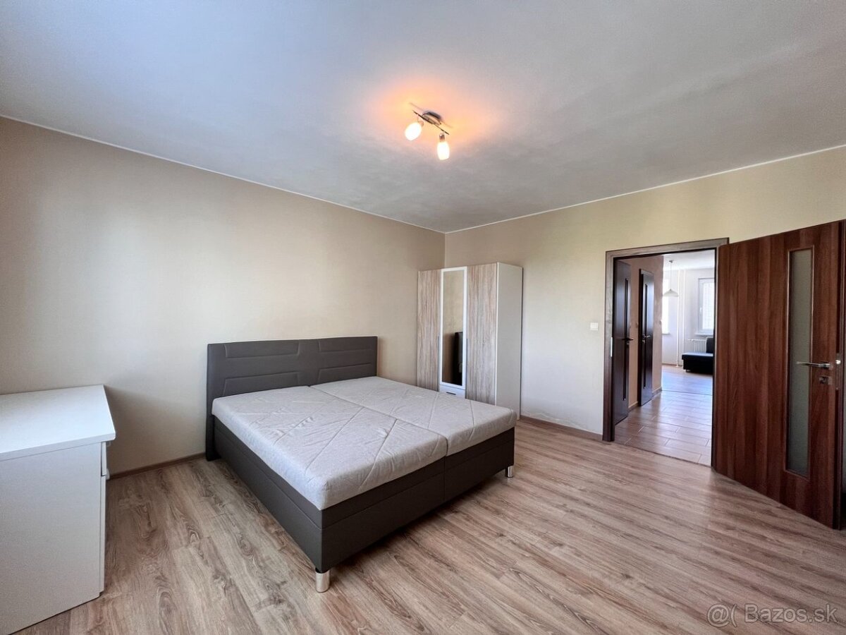 3- izbový rekonštruovaný byt s loggiou. - 4