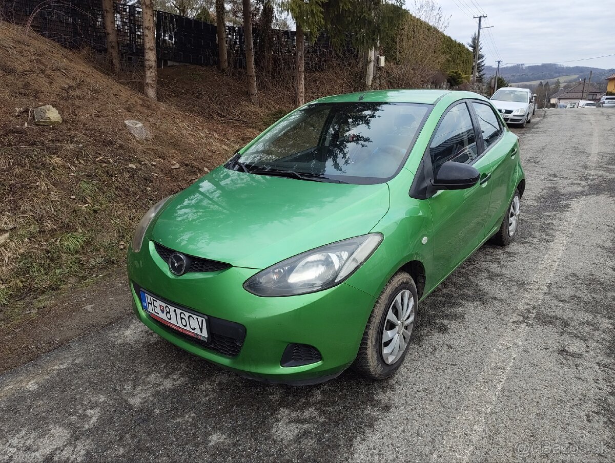 Mazda 2 - 4