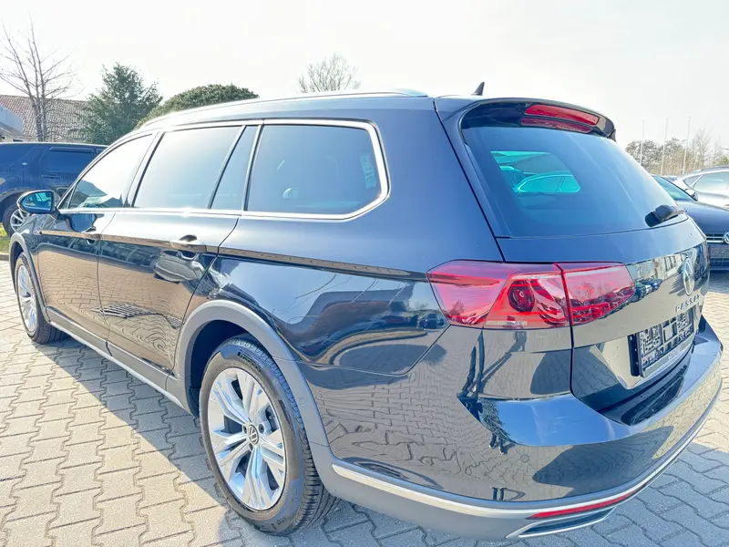 Volkswagen Passat Alltrack 147kw 4motion Matrix - 4