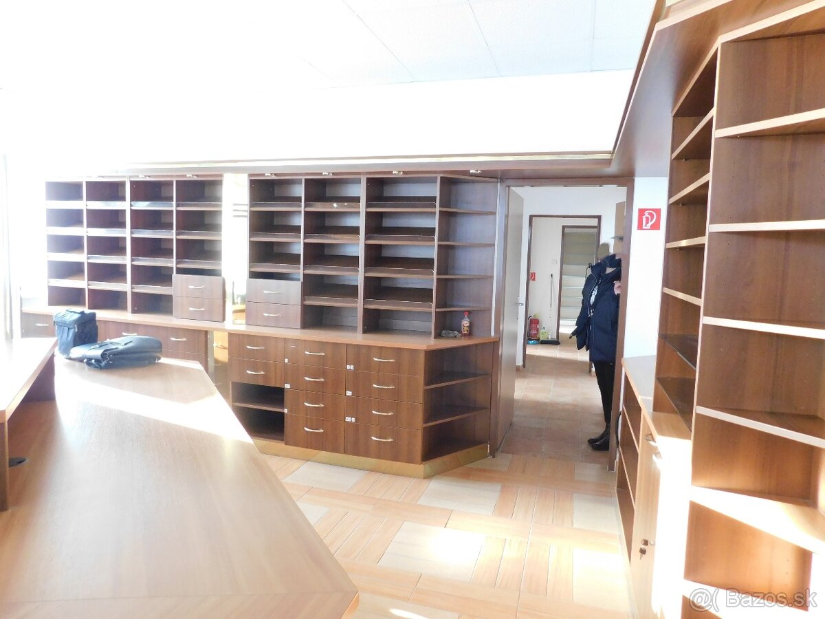 Kancelárske priestory + PARKOVANIE - 4