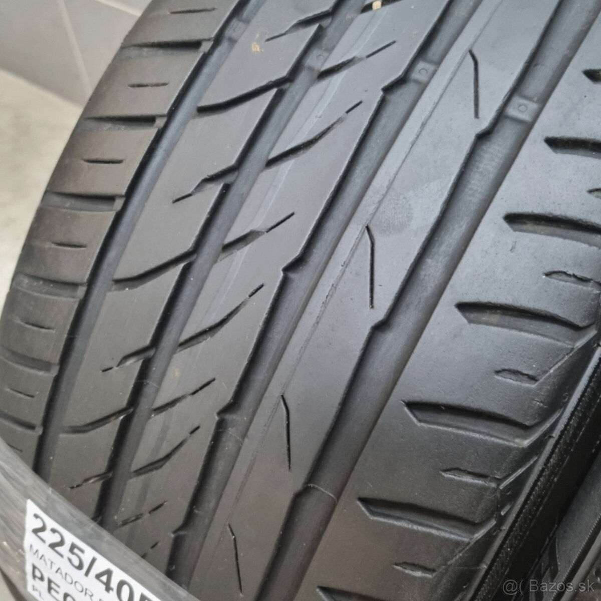 Letné pneumatiky 225/40 R18 MATADOR - 4
