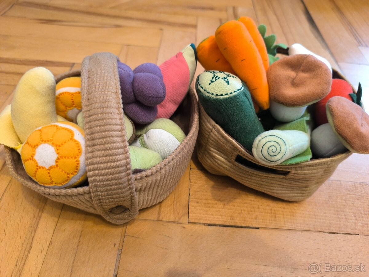 Drevený obchodík/divadlo s príslušenstvom - 4