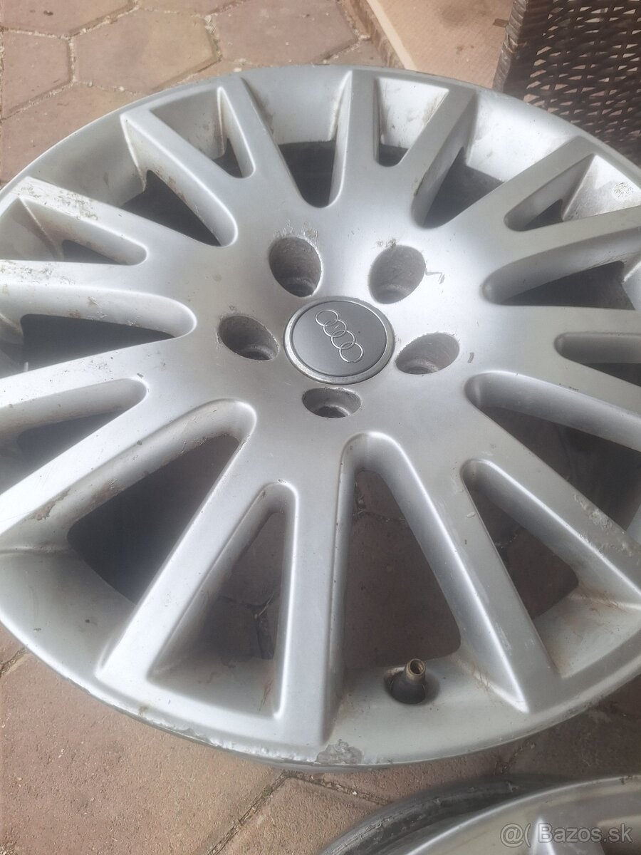 Predam hlinnikove disky R17 AUDI 5X112 - 4