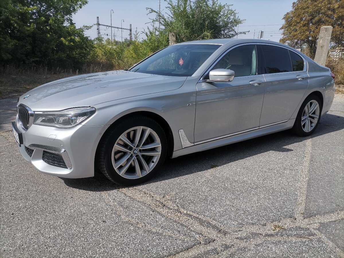 BMW 750i xDrive - 4