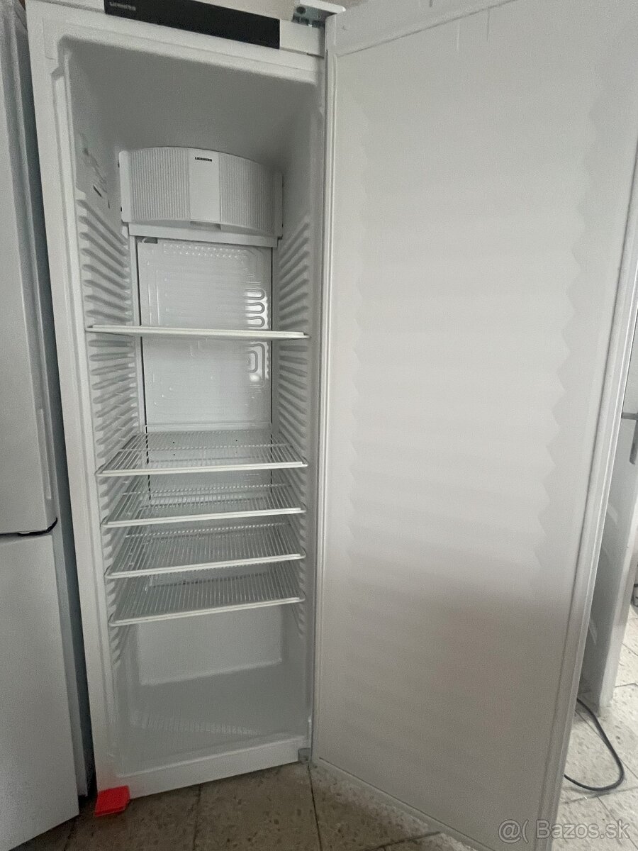 Chladnicka LIEBHERR MRFvc 4001 - 4