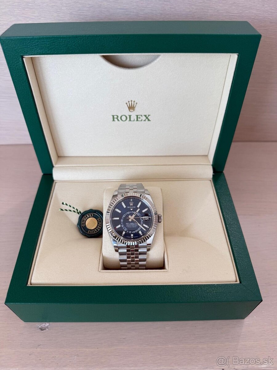 Rolex Sky-Dweller - 4