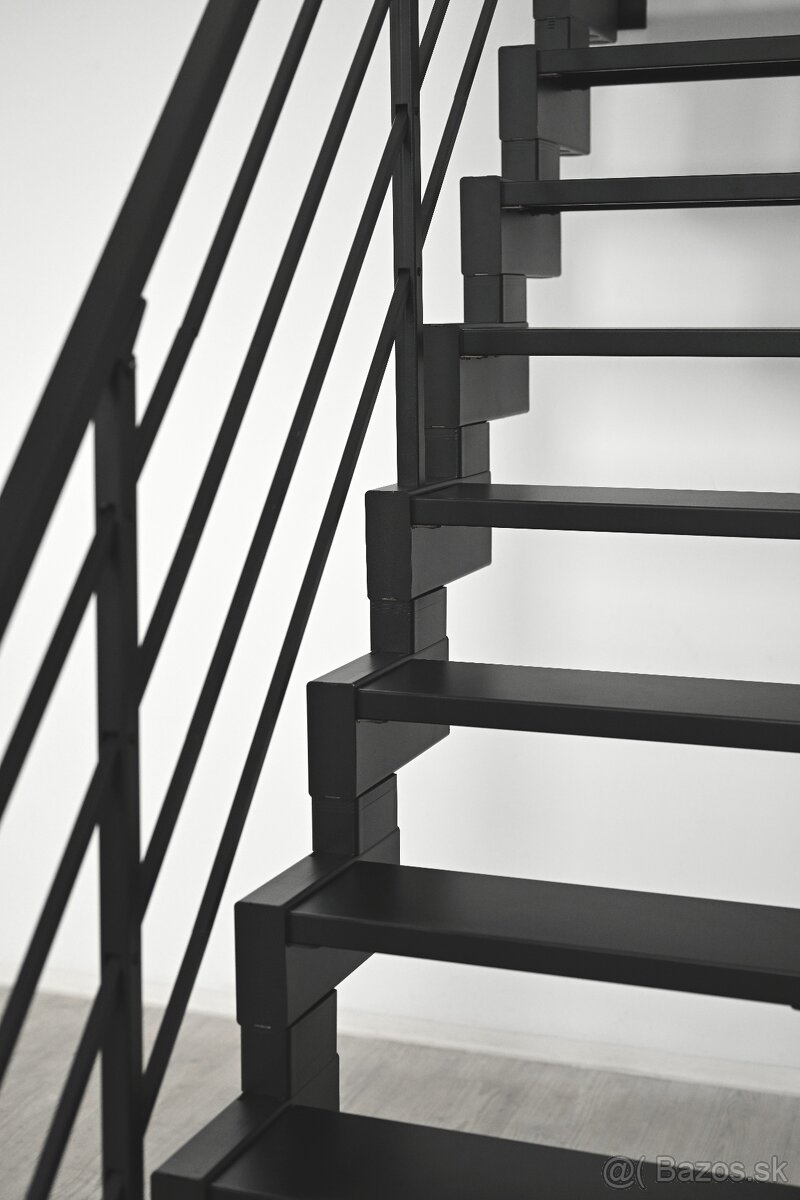 Kovové interiérové schody Modulario MINI - 4