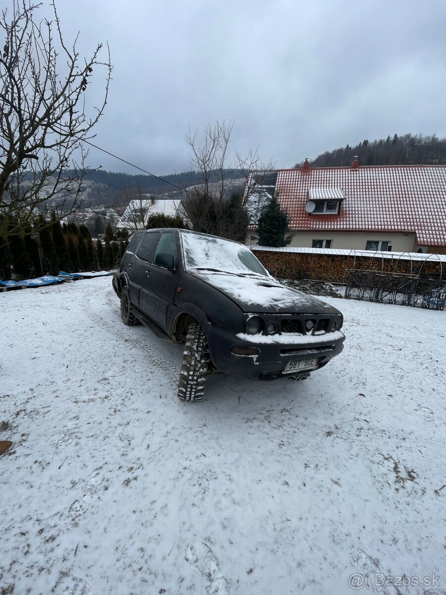 Nissan Terrano 2.7td - 4