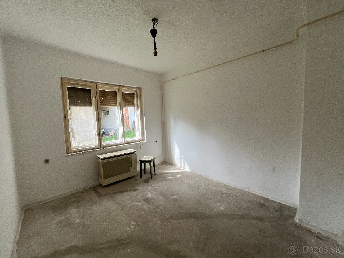 Szuhogy - 3 izbový rodinný dom - 4