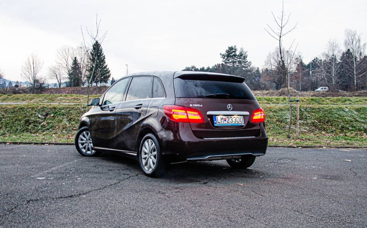 Mercedes-Benz B trieda 180 d - 4