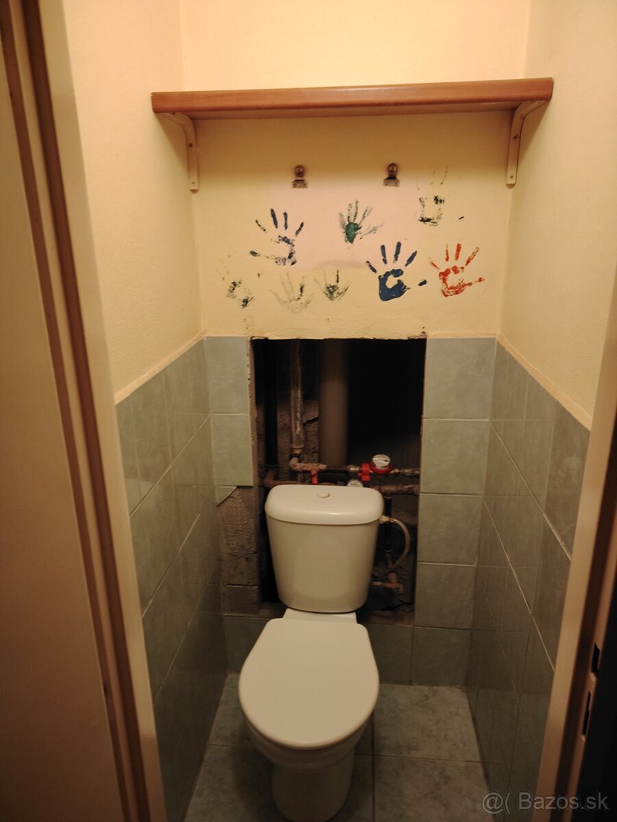 Predám 2- izbový byt na Starom sídlisku - 4