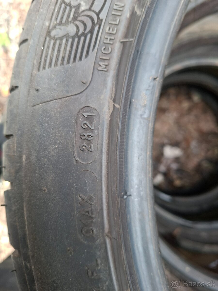 215/45 R18 93Y Michelin - 4