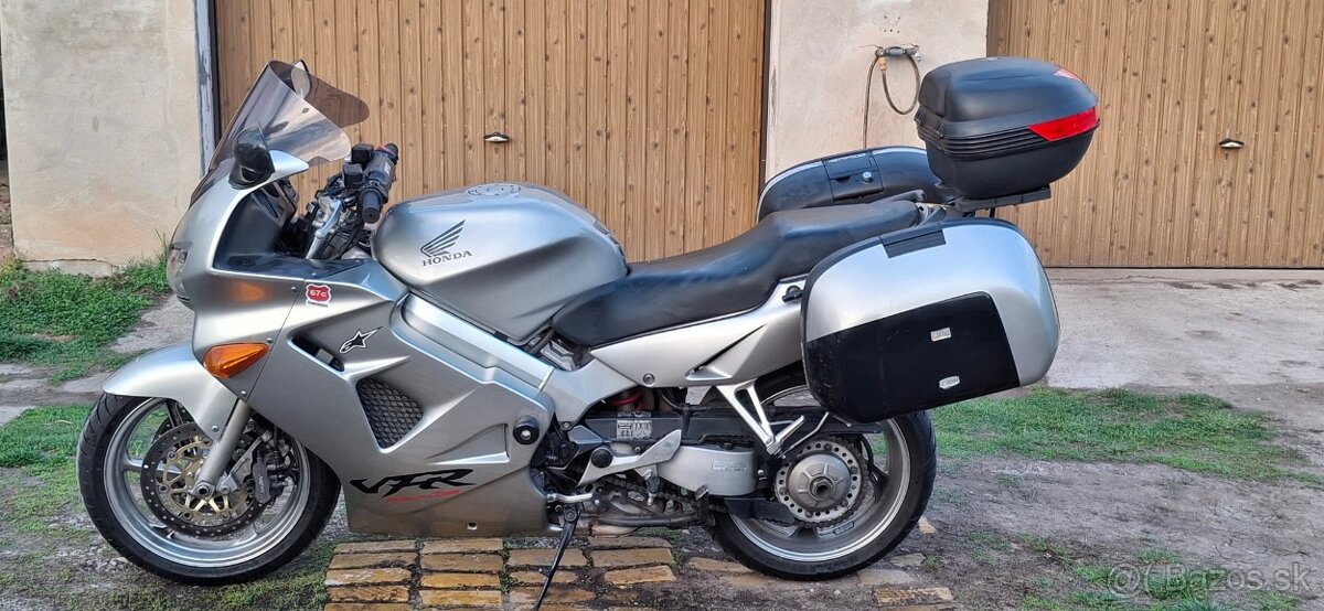 Honda VFR 800 FI - 4