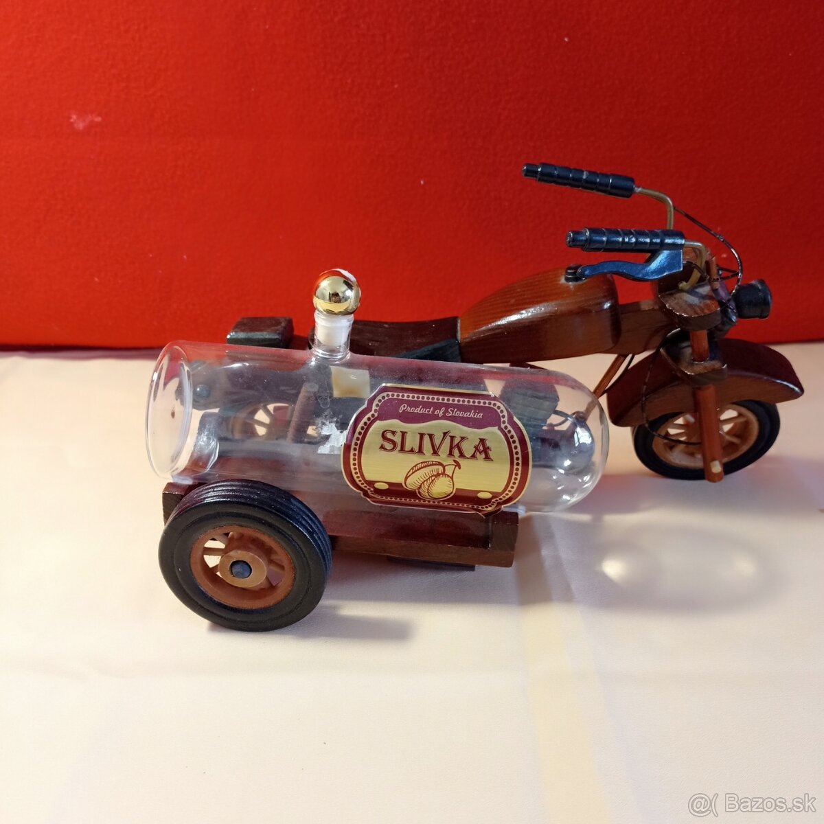drevený model motorky s fľaškou - 4