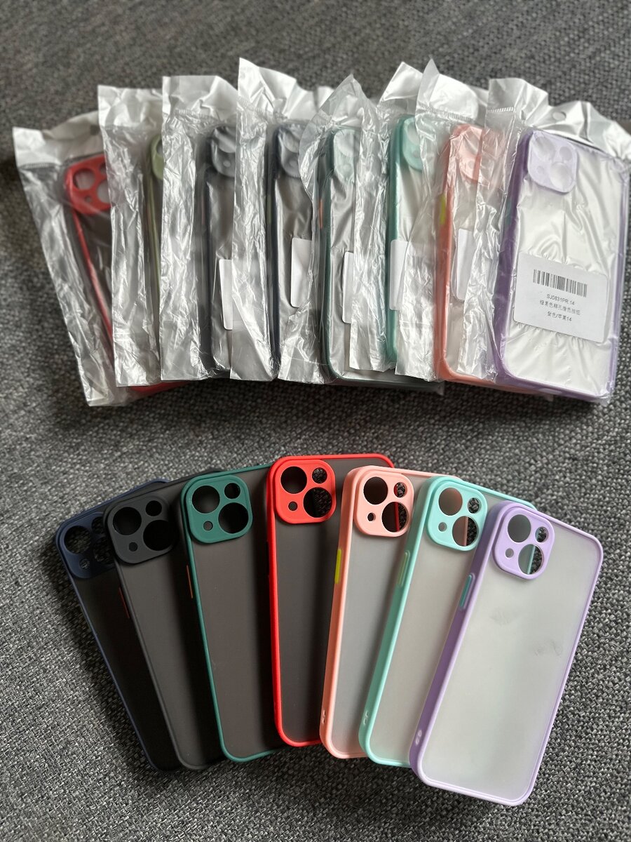 Kryty na iPhone 14 a ochranné sklo - 4