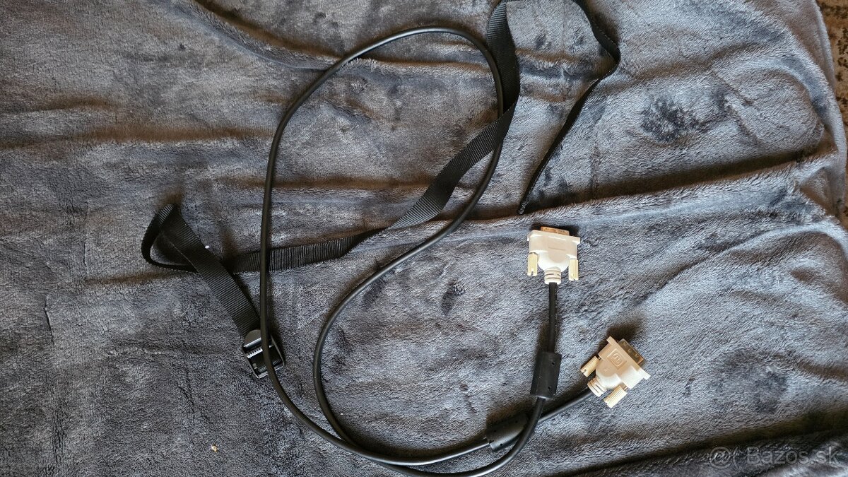 Kabel k počitacu - 4