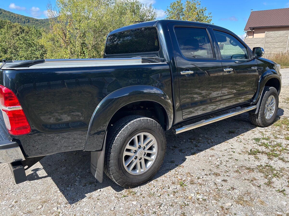 Toyota Hilux 2,5 - 4