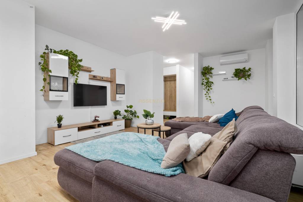 ASSENZIO - 3 IZBOVÝ BYT - SLNEČNICE - FIALOVÁ - PETRŽALKA - 4