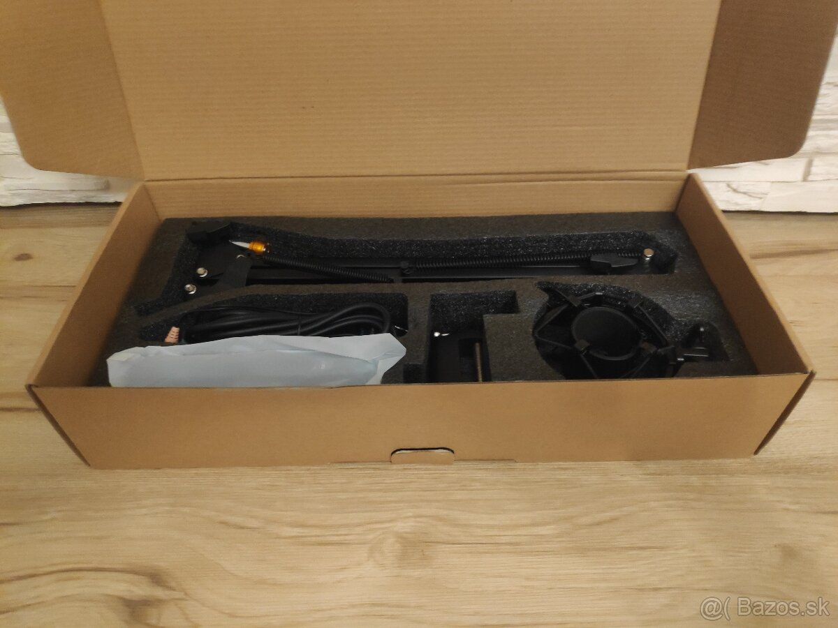 Predám mikrofón Genesis Radium 300XLR - 4