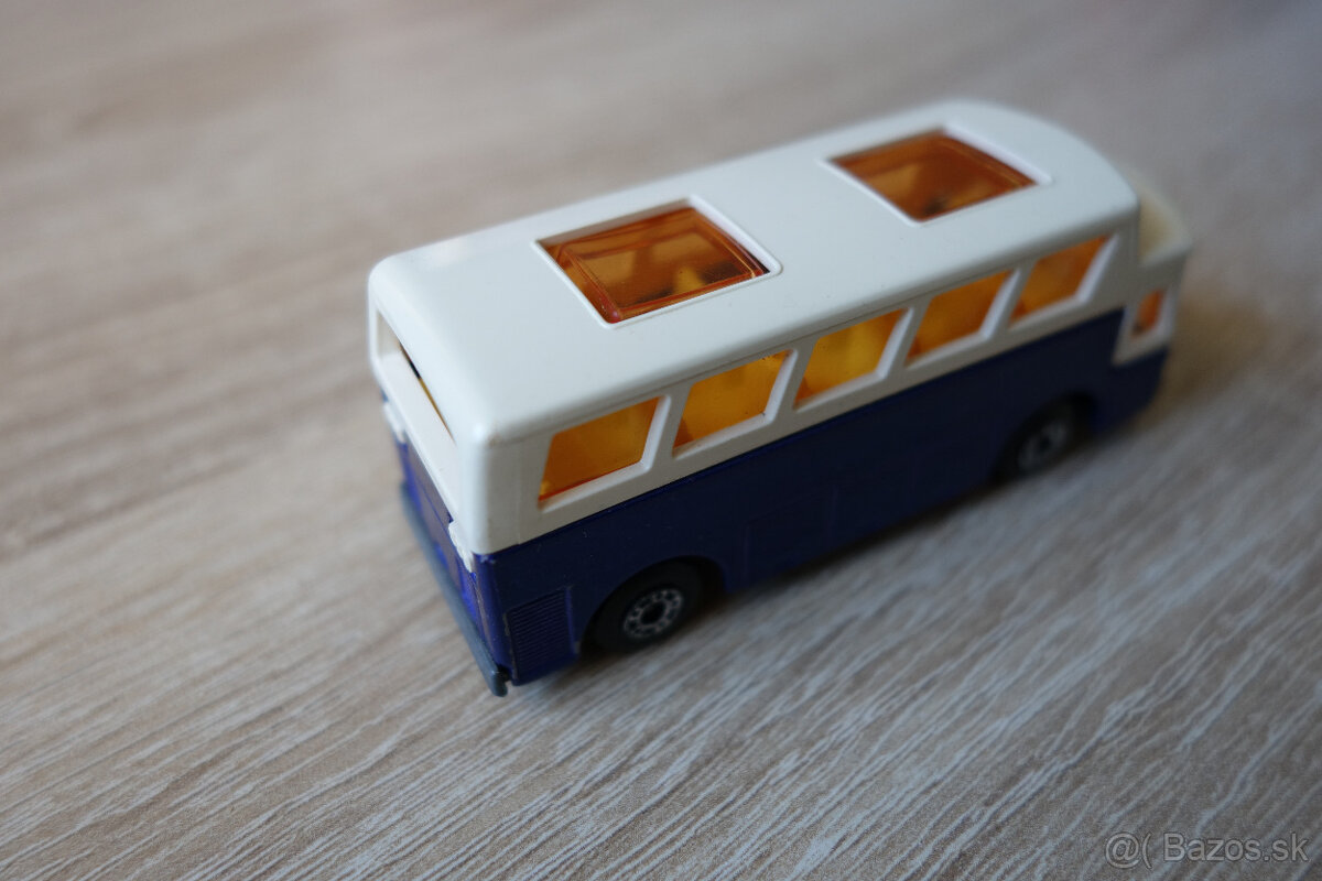 Matchbox Superfast No. 65 Airport Coach - 4