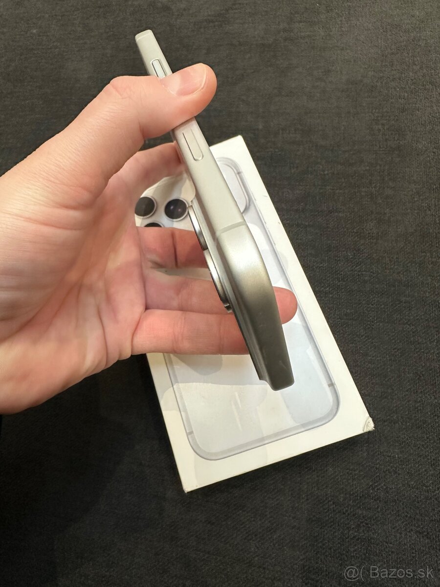 Apple iPhone 17 Pro Max 256GB strieborný - 4