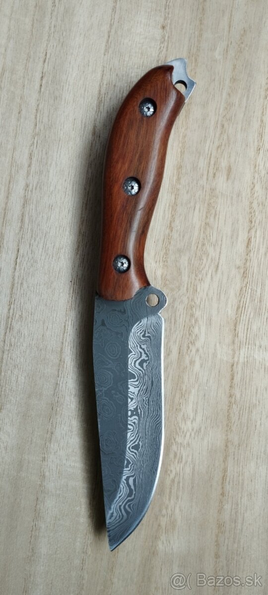 Buscraftovy nôž - 4