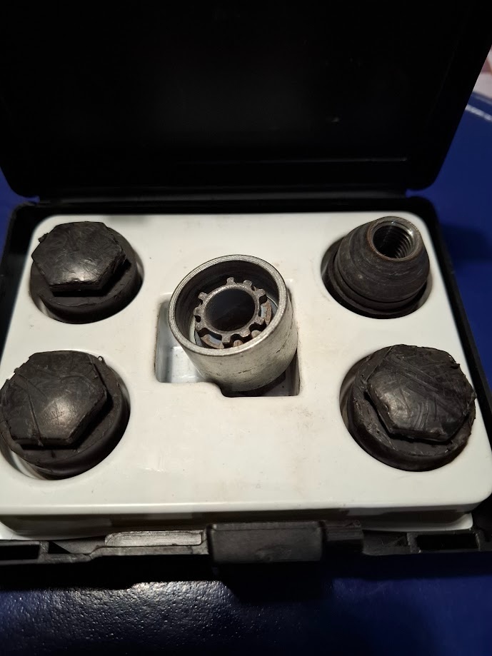 Bezpečnostné matice OPEL - 4