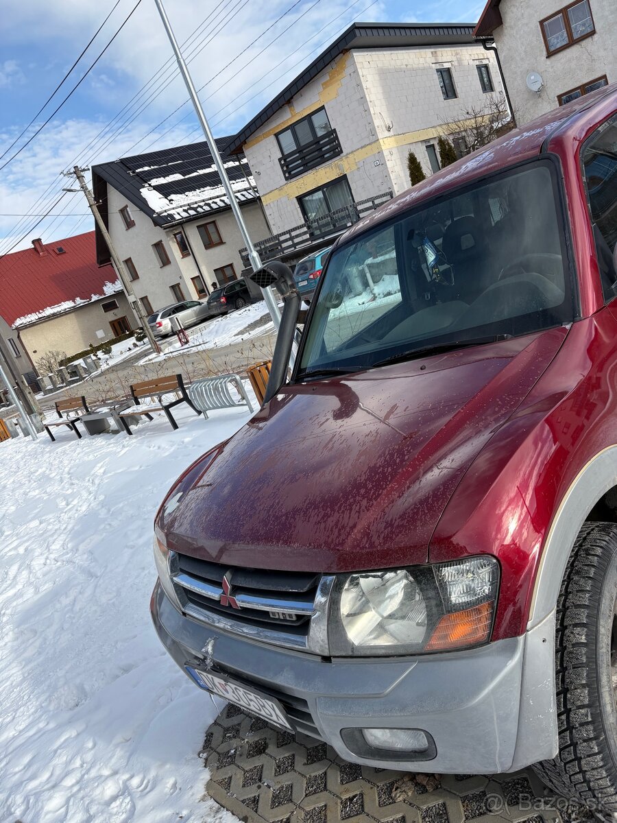 Mitsubushi Pajero - 4