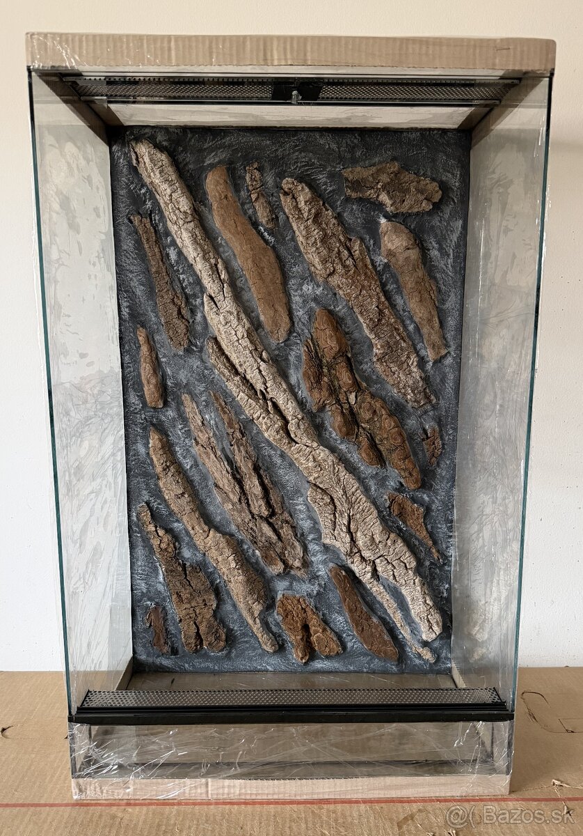 Terárium 47x30x75 a 47x40x75 s 3D stenou - 4