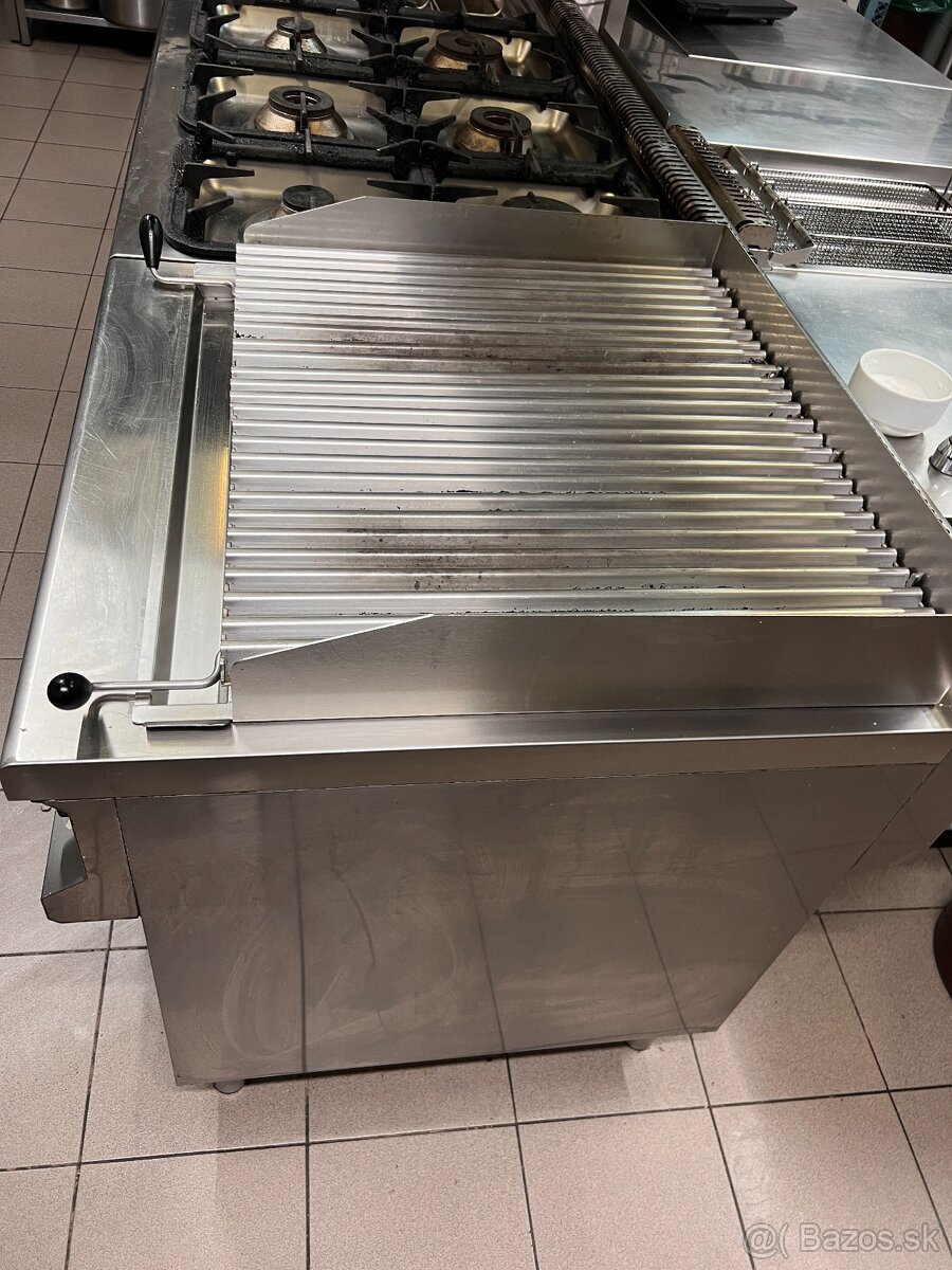 Plynový lávový grill - 4