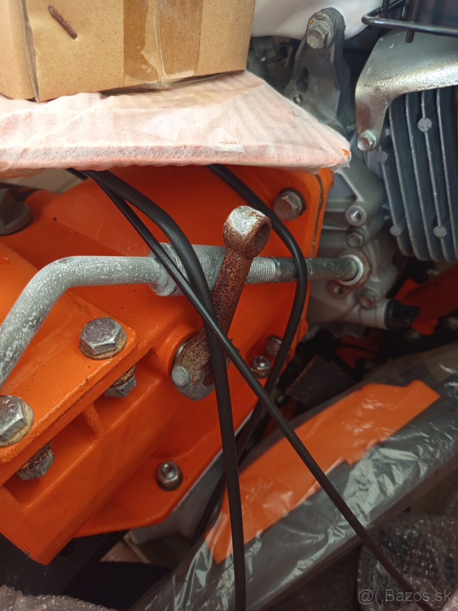 Kultivátor 915K - 4