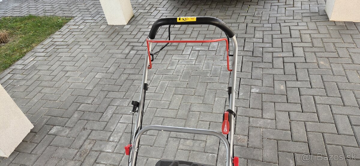 Benzinova kosačka s pojazdom - 4