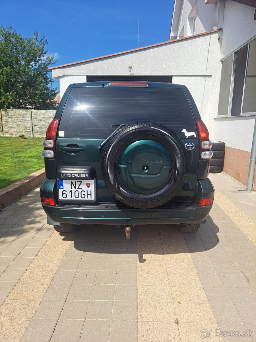 Toyota Land Cruiser 3.0 D-4D Lux A/T