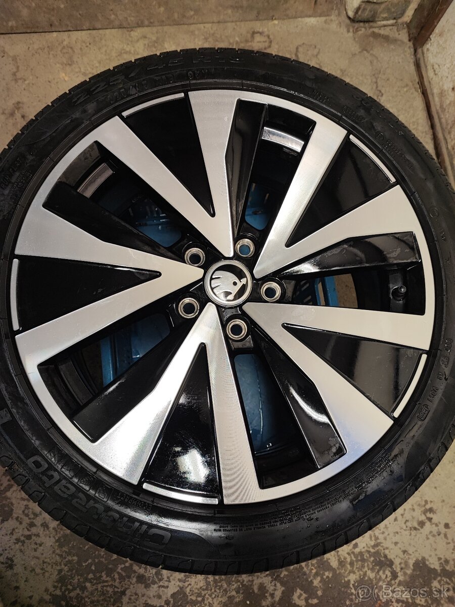 DISKY 7,0x18 5x112 ET45 - 4