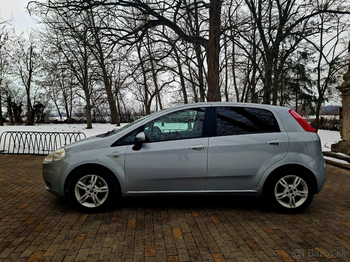 Fiat Grande Punto - 4