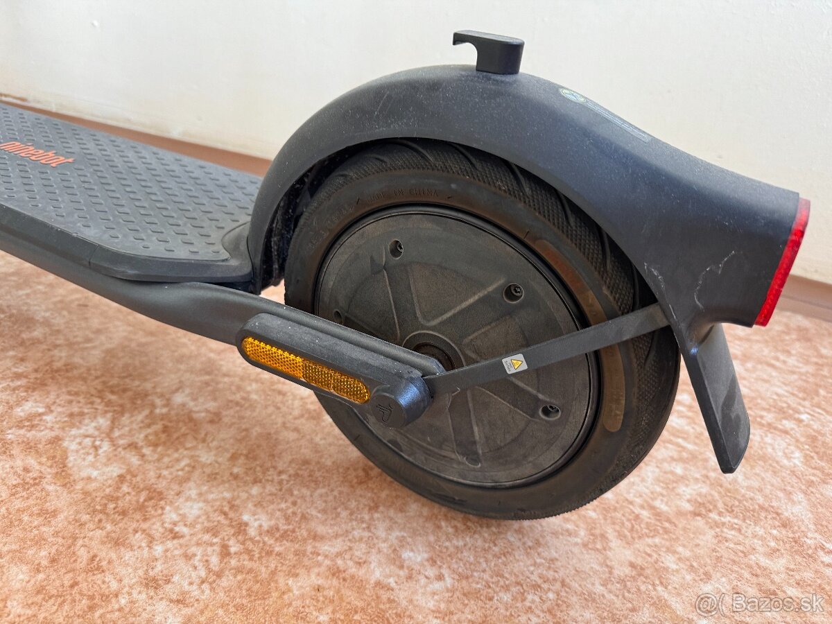 Segway Kickscooter F2 - 4