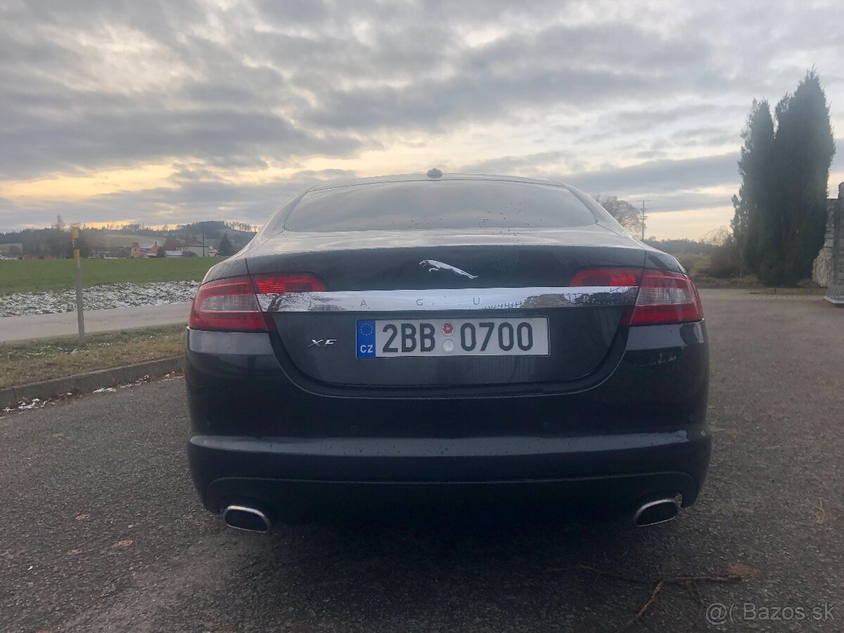 Jaguar XF 3.0 TDV6 2011 155kW - 4
