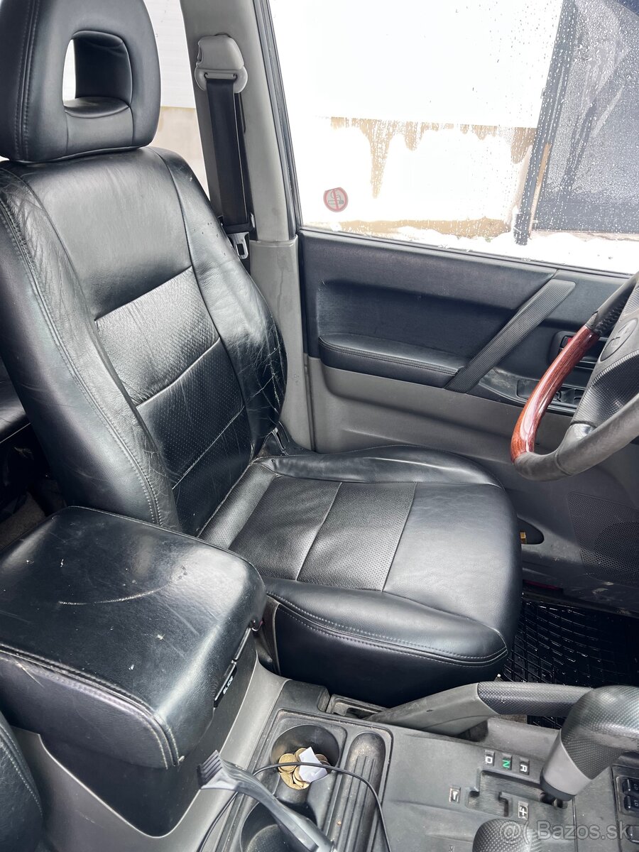 Mitsubishi pajero - 4