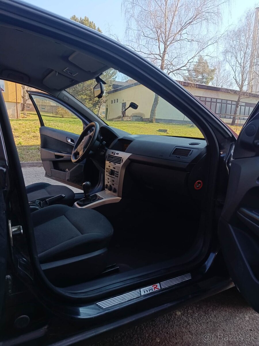 Opel Astra 1.7 diesel - 4